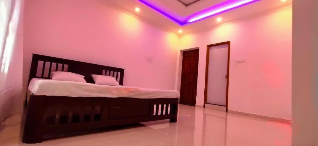 La Bay Luxury Beach Bungalow Pondicherry Exterior photo