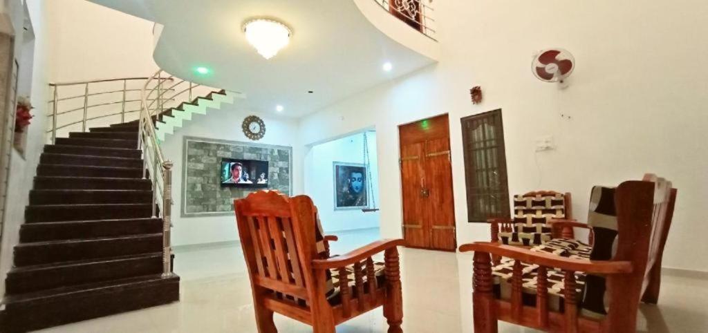 La Bay Luxury Beach Bungalow Pondicherry Exterior photo