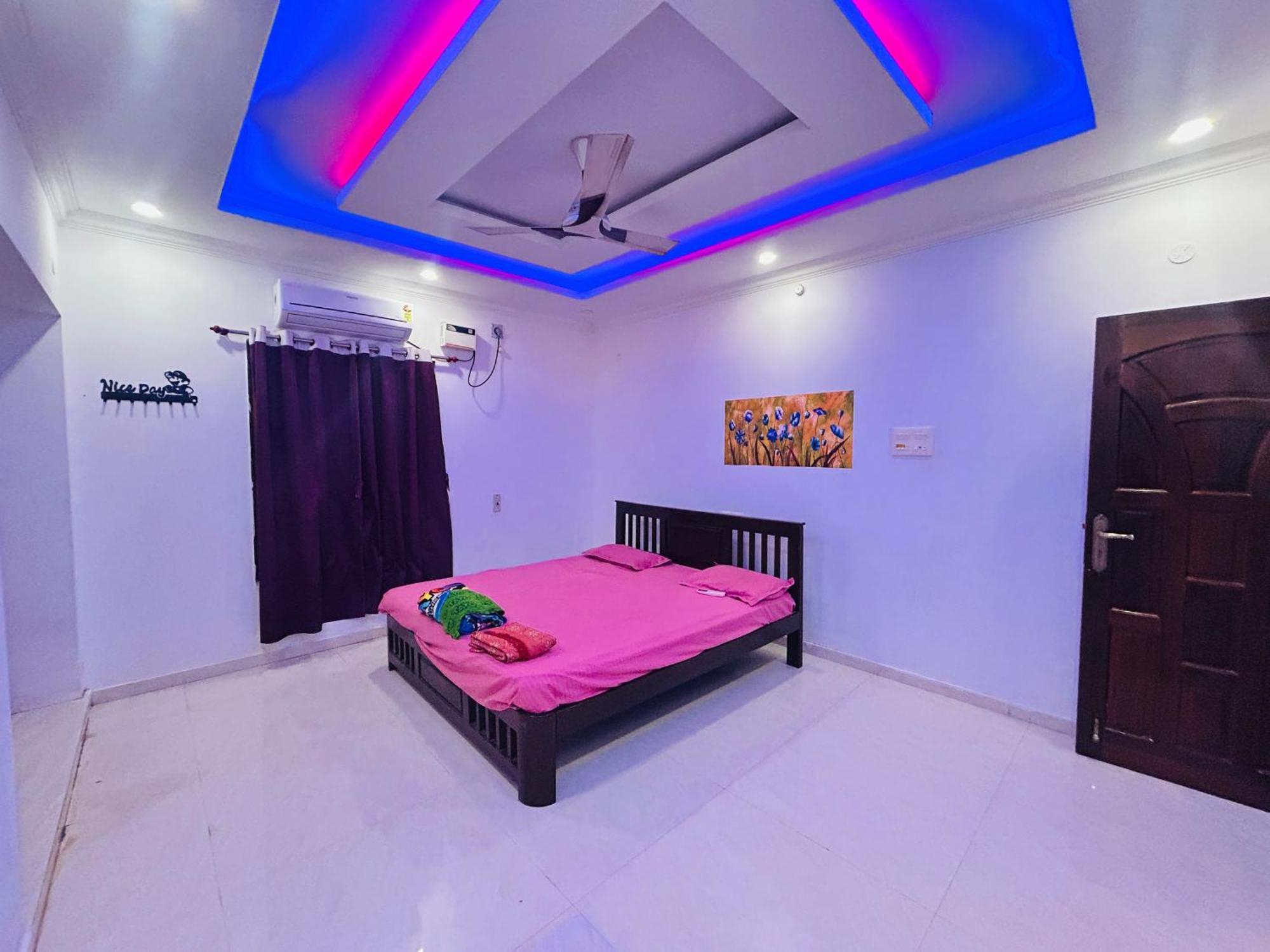 La Bay Luxury Beach Bungalow Pondicherry Exterior photo
