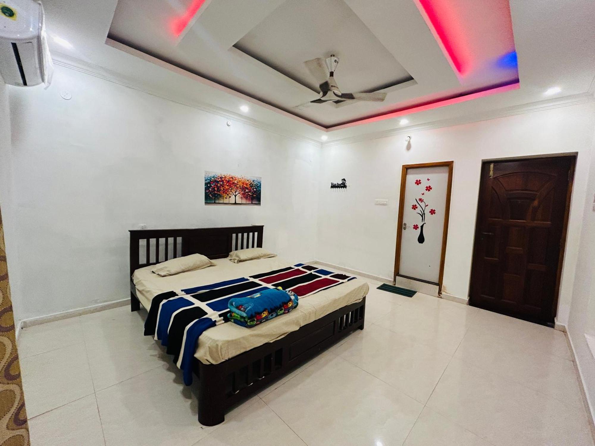 La Bay Luxury Beach Bungalow Pondicherry Exterior photo